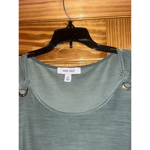 Nine West T-Shirt Size Medium Green Color Gold Logo Open Shoulders For Women - Picture 2 of 5